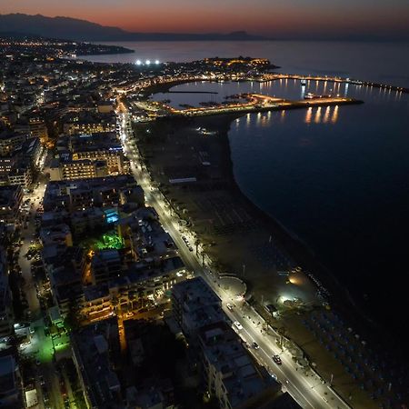 Lucky Suites-Adults-Only Elegant Stay Rethymno  Bagian luar foto