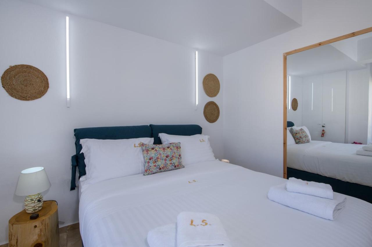 Lucky Suites-Adults-Only Elegant Stay Rethymno  Bagian luar foto