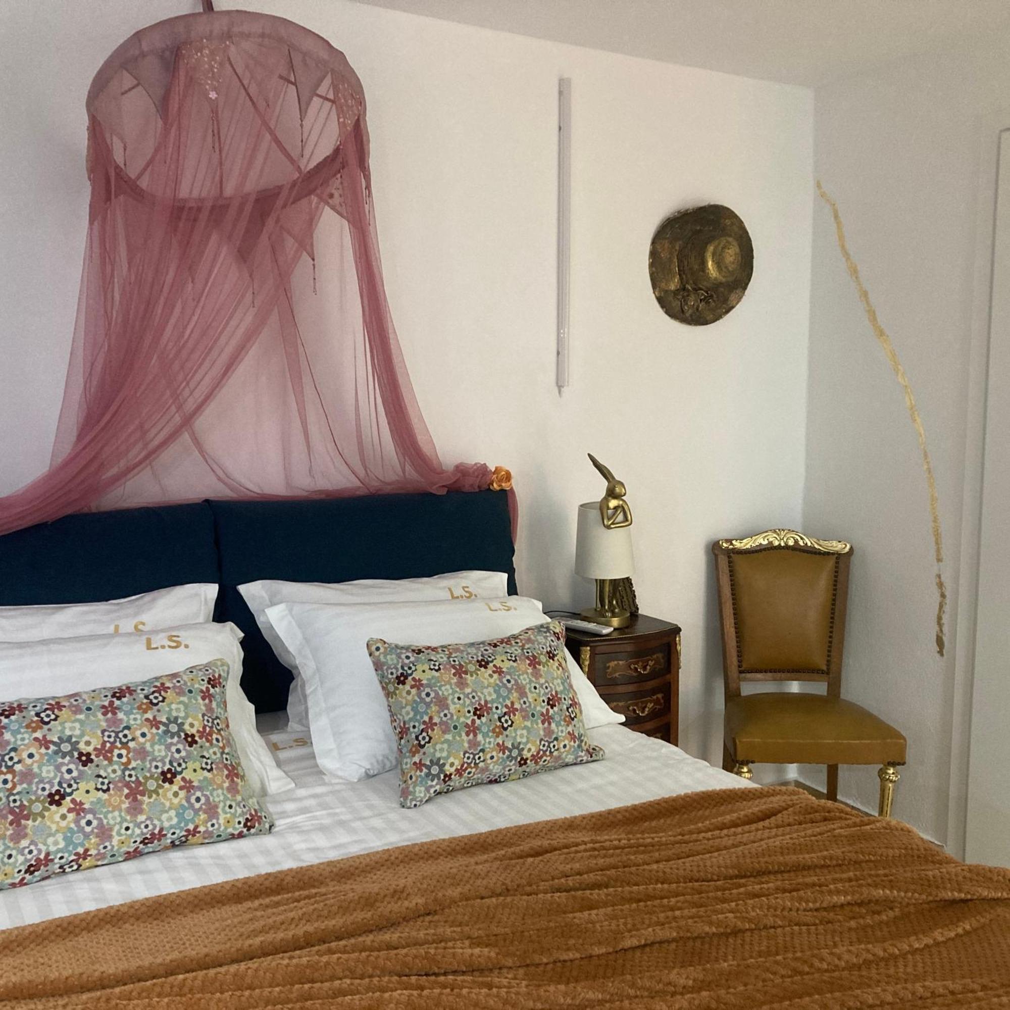 Lucky Suites-Adults-Only Elegant Stay Rethymno  Bagian luar foto