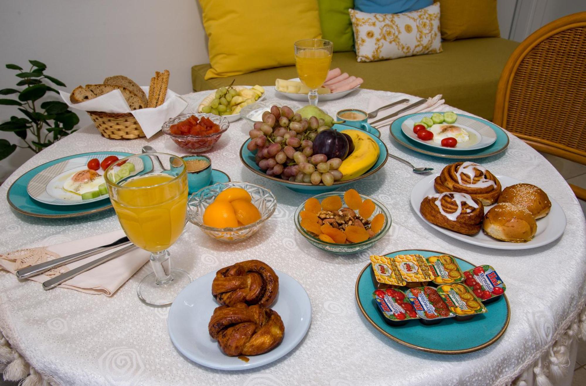 Lucky Suites-Adults-Only Elegant Stay Rethymno  Bagian luar foto