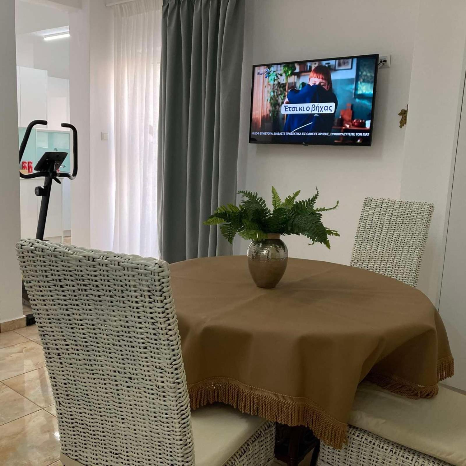 Lucky Suites-Adults-Only Elegant Stay Rethymno  Bagian luar foto